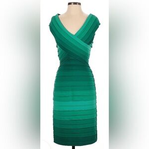 Green/ Teal Tadashi Shoji Pintuck Ombre Dress | Size Small